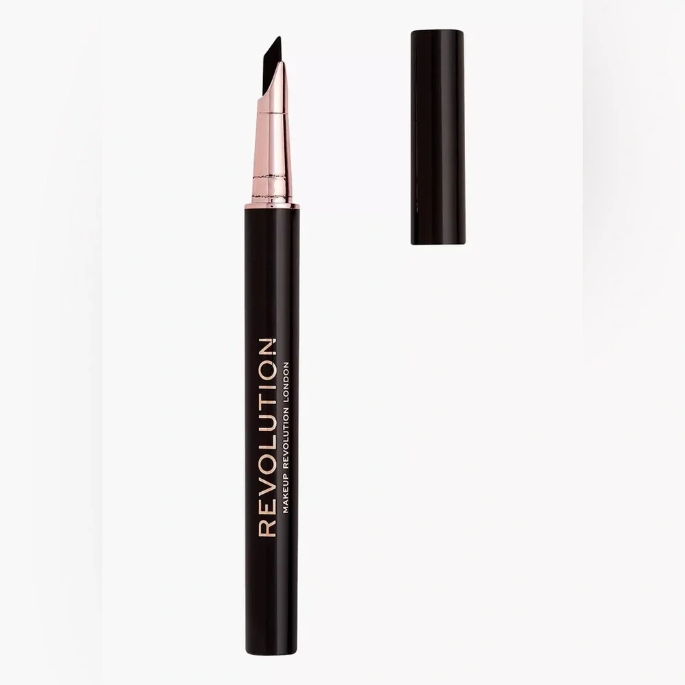 Makeup Revolution Flick and Go Eyeliner Black, 1.2ml NEW IN BOX